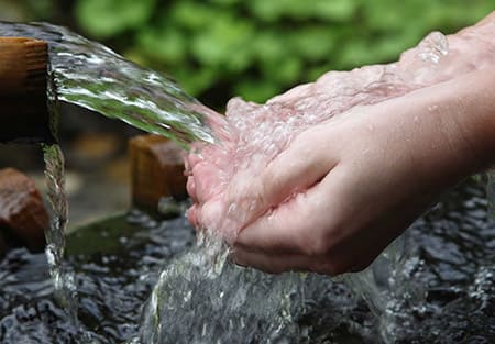 родниковая вода